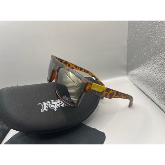 New Fox Brand  Sunglasses - Picture 1 of 3
